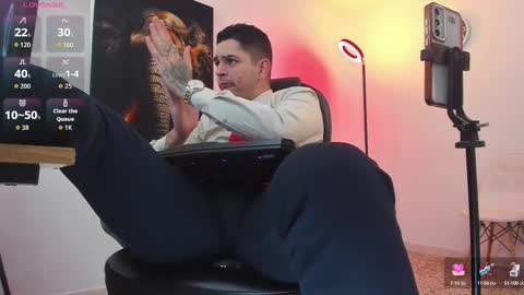 Snapshot of nicolass_fellener chatting on October 4, 4:43 am Nicolas Fellener online show from October 4, 4:43 am