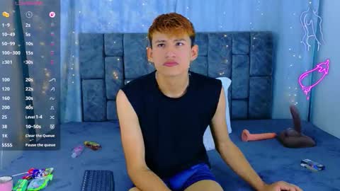 nicolastorres__ online show from May 4, 4:08 am