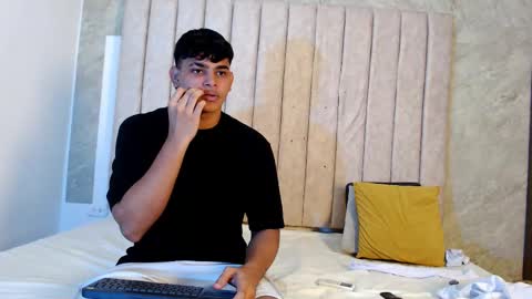 nicole_and_thiago online show from February 12, 12:58 am