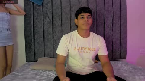 nicole_and_thiago online show from March 10, 8:56 pm