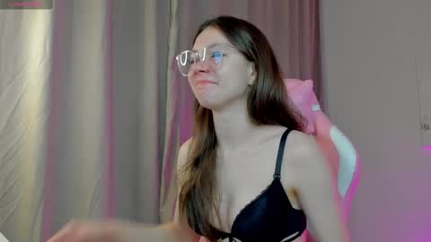 GMT7TueWedThSu 0300am-0900am. Sa 1000am-0400pm online show from February 17, 9:08 pm