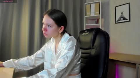 GMT7TueWedThSu 0300am-0900am. Sa 1000am-0400pm online show from March 5, 8:10 pm