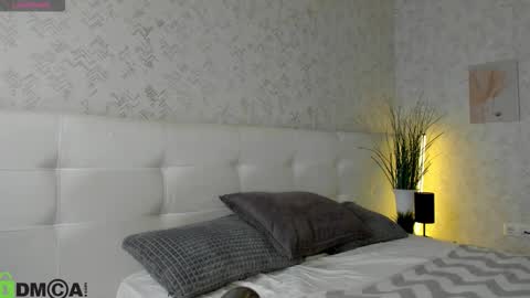 GMT7TueWedThSu 0300am-0900am. Sa 1000am-0400pm online show from September 11, 9:04 pm