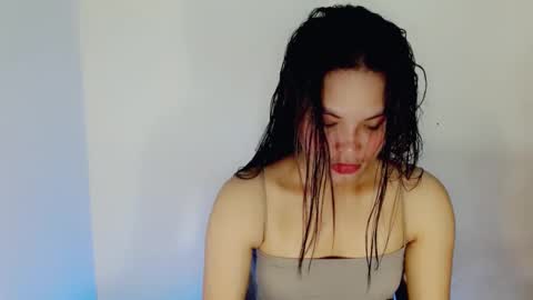 Snapshot of nicole_kiss01 chatting on December 9, 10:32 am nicole_kiss01 online show from December 9, 10:32 am