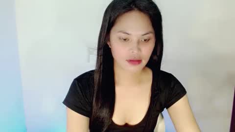 Snapshot of nicole_kiss01 chatting on December 10, 3:01 pm nicole_kiss01 online show from December 10, 3:01 pm