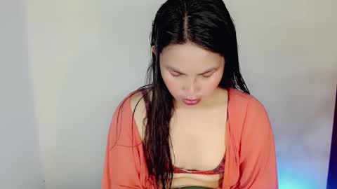Snapshot of nicole_kiss01 chatting on January 6, 10:02 am nicole_kiss01 online show from January 6, 10:02 am