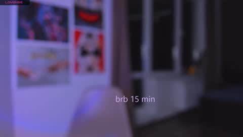 Snapshot of nicole_matt chatting on December 12, 4:48 am Nicole online show from December 12, 4:48 am