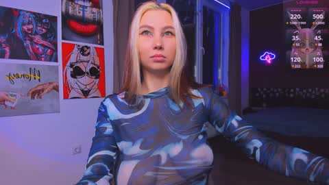 Snapshot of nicole_matt chatting on January 11, 8:54 pm Nicole online show from January 11, 8:54 pm