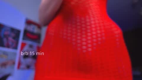 Snapshot of nicole_matt chatting on February 23, 3:13 am Nicole online show from February 23, 3:13 am