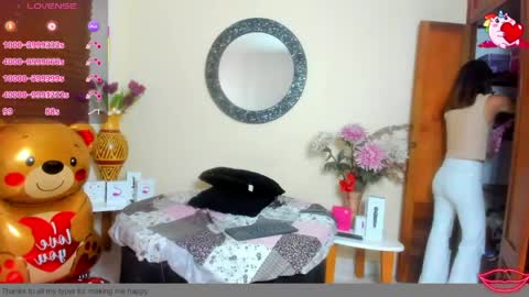 Snapshot of nicole_santana_ chatting on May 8, 10:37 pm Nicole Santana online show from May 8, 10:37 pm