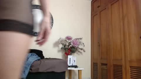 Snapshot of nicole_santana_ chatting on May 20, 9:32 pm Nicole Santana online show from May 20, 9:32 pm