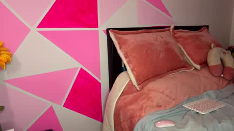 Nicole online show from September 29, 4:17 am