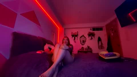 Nicole online show from February 22, 5:40 am