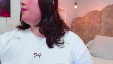 Nicole online show from February 20, 1:33 pm