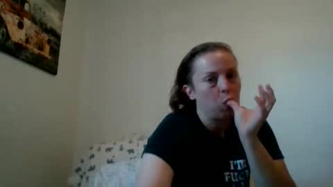 Snapshot of nicolegoodvibes00 chatting on April 19, 8:44 pm Nicole online show from April 19, 8:44 pm