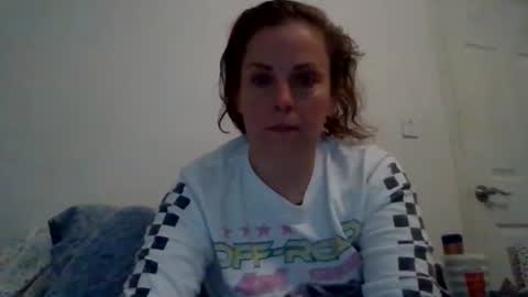 Snapshot of nicolegoodvibes00 chatting on May 3, 7:53 pm Nicole online show from May 3, 7:53 pm