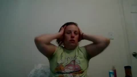 Snapshot of nicolegoodvibes00 chatting on May 10, 8:47 pm Nicole online show from May 10, 8:47 pm