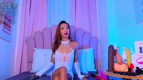 Snapshot of nicolemadrird chatting on March 25, 11:27 am nicolemadrird online show from March 25, 11:27 am