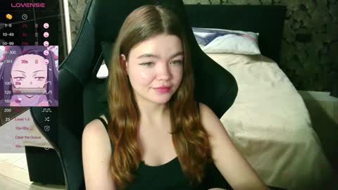 NicoleMeew online show from November 19, 1:16 am