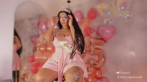 Snapshot of nicolemorelli2 chatting on March 2, 12:56 pm Andrea give it a thumbs up please its important online show from March 2, 12:56 pm