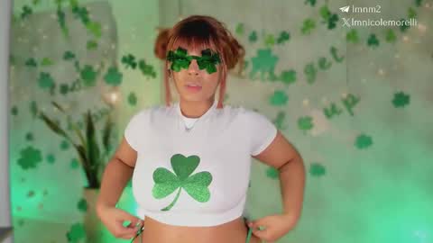 Snapshot of nicolemorelli2 chatting on March 16, 1:04 pm Andrea give it a thumbs up please its important online show from March 16, 1:04 pm