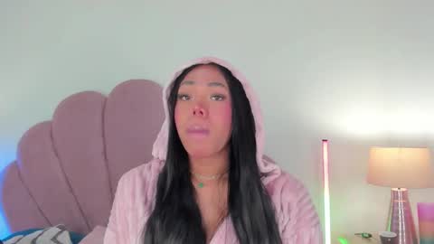 NICOLE online show from December 5, 12:47 pm