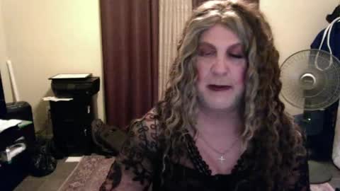 Snapshot of nicolescdfantasies chatting on February 17, 3:47 am Nicole CD online show from February 17, 3:47 am