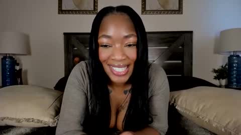 Nicole online show from March 31, 9:15 pm