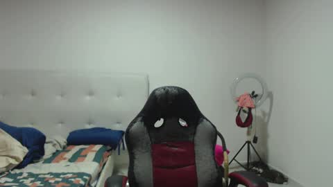 Cyber Lee online show from February 5, 10:12 pm