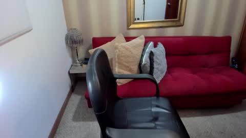 Snapshot of nicolettcolin chatting on March 27, 9:25 pm Nicolettcolin online show from March 27, 9:25 pm