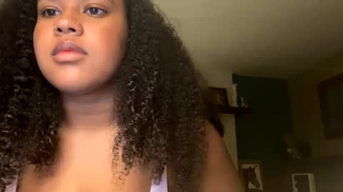 Snapshot of nicolette356 chatting on September 30, 7:02 am nicolette356 online show from September 30, 7:02 am