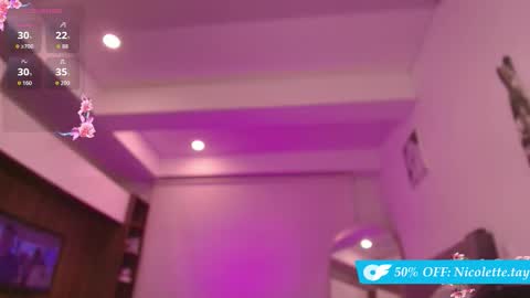 Nicol  online show from September 21, 11:39 pm