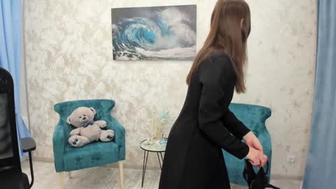 nicolewerti online show from December 2, 4:42 am