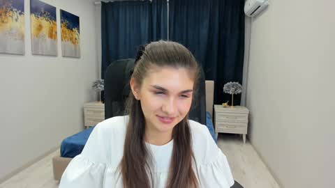 nicolewerti online show from January 11, 5:51 pm