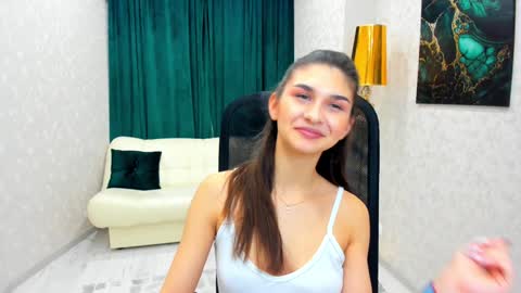 nicolewerti online show from January 18, 11:54 am