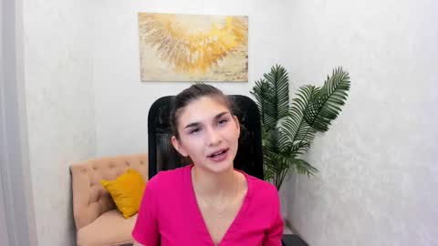 nicolewerti online show from February 15, 11:39 am