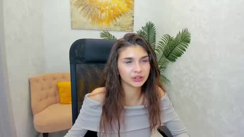 nicolewerti online show from March 6, 10:41 am