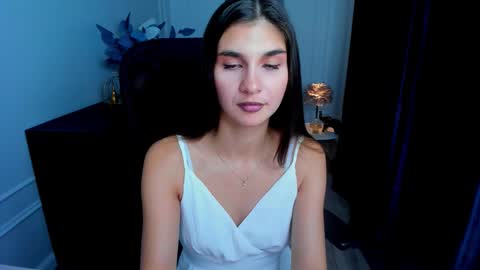 nicolewerti online show from September 14, 5:17 am