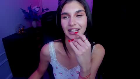 nicolewerti online show from September 17, 4:58 am