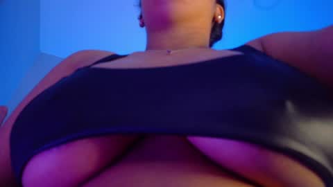 Nicolle Miley online show from June 21, 4:26 am