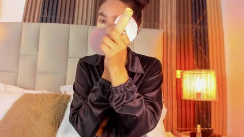 Snapshot of nicolqueen_ chatting on March 26, 11:16 am NICOL online show from March 26, 11:16 am