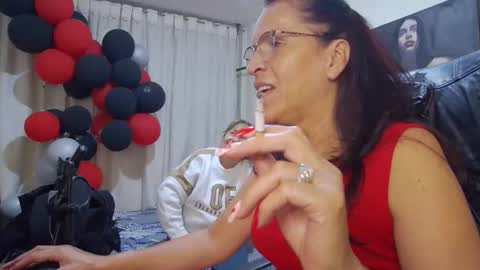 nicoltatiana_ online show from April 29, 12:05 am