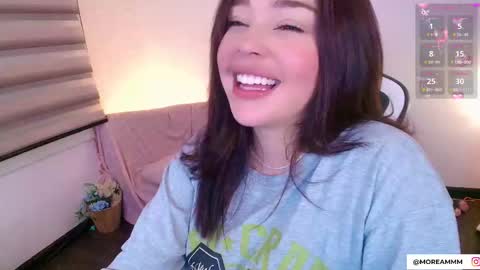 Nicol online show from December 17, 1:44 am