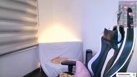 Nicol online show from February 9, 1:31 am