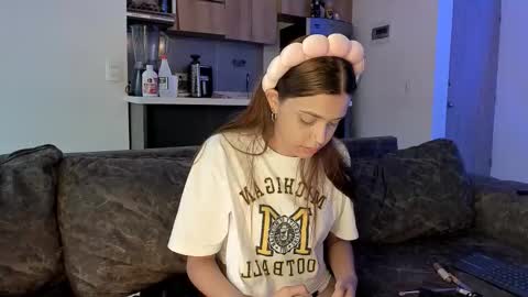 Nicol online show from January 8, 10:23 pm