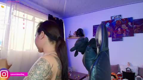 Lizzie online show from May 19, 10:05 pm