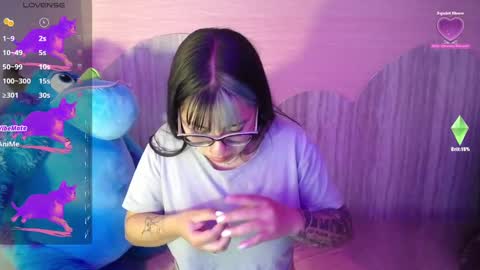 Snapshot of nicte_t chatting on October 9, 8:51 pm Nic online show from October 9, 8:51 pm