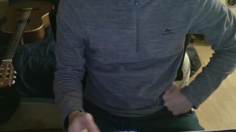 Snapshot of nielzzz69 chatting on February 25, 9:02 pm Julian online show from February 25, 9:02 pm