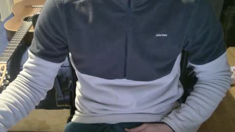 Snapshot of nielzzz69 chatting on March 2, 1:27 pm Julian online show from March 2, 1:27 pm