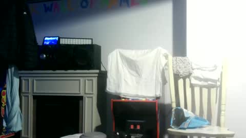 Snapshot of nightlifecouple chatting on December 15, 6:51 am nightlifecouple online show from December 15, 6:51 am